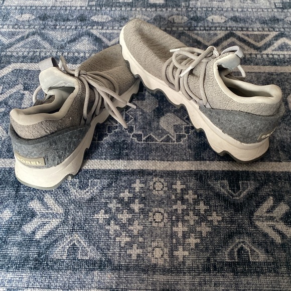 Women’s Sorel shoes - Picture 7 of 9